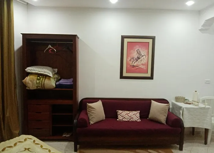 Studio A Carthage Yasmina